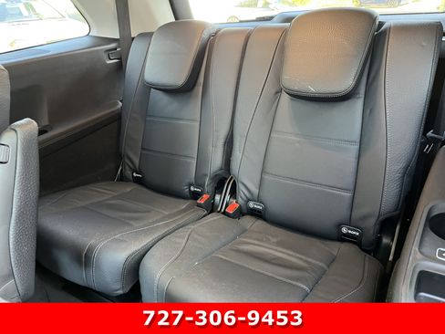 Used 2024 Mercedes-Benz GLS 580 4MATIC image 17
