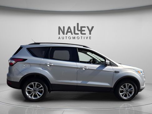 Used 2018 Ford Escape SE image 7
