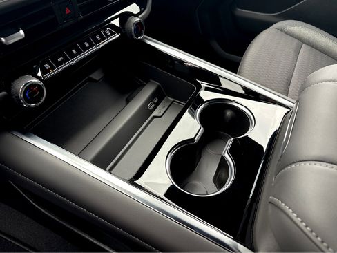 New 2026 Chevrolet Tahoe LS RWD image 11