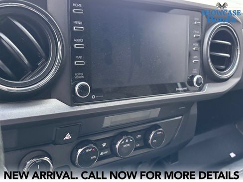 Used 2021 Toyota Tacoma TRD Off-Road w/ Technology Package AWD/4WD image 13