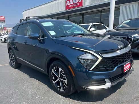 Used 2023 Kia Sportage EX AWD/4WD image 2