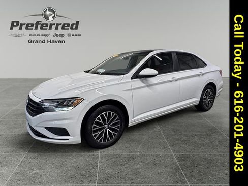 Used 2020 Volkswagen Jetta SEL image 10