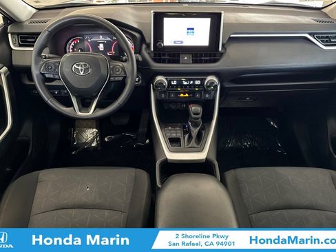 Used 2024 Toyota RAV4 XLE AWD/4WD image 16