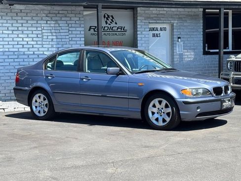 Used 2002 BMW 325i Sedan RWD image 12