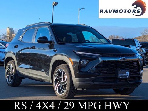 Used 2025 Chevrolet TrailBlazer RS w/ Convenience Package image 1