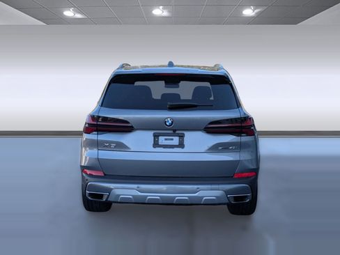 Used 2024 BMW X5 sDrive40i image 10