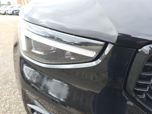 New 2026 Volvo XC40 B5 Plus w/ Climate Package AWD/4WD image 10