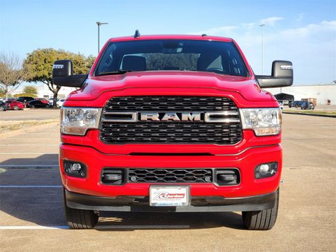Used 2024 RAM 2500 Big Horn w/ Sport Appearance Package image 7