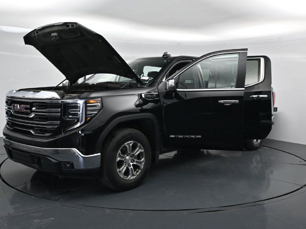 Used 2025 GMC Sierra 1500 SLT RWD image 37