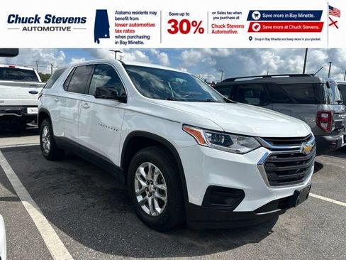 Used 2019 Chevrolet Traverse LS w/ LPO, Floor Liner Package FWD image 3