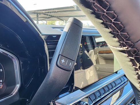 New 2026 GMC Sierra 1500 Elevation image 24