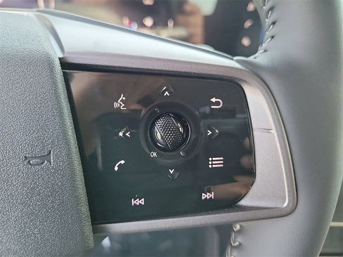 New 2025 Nissan Murano SV image 6