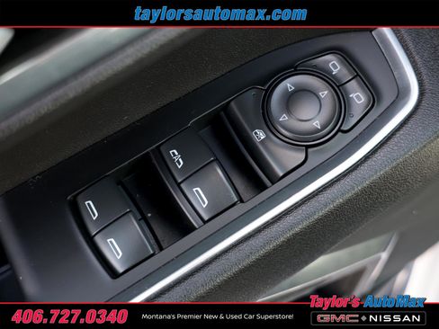 Used 2023 Chevrolet Silverado 1500 LT AWD/4WD image 25
