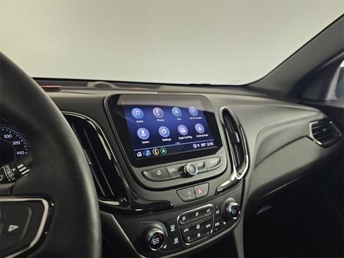 Used 2023 Chevrolet Equinox RS w/ RS Leather Package image 28