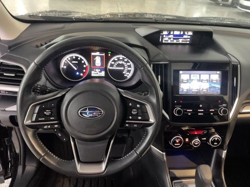 Used 2022 Subaru Forester Premium image 11