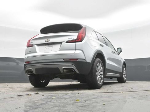 Used 2019 Cadillac XT4 Premium Luxury w/ Enhanced Visibility Package AWD/4WD image 32