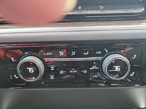 Used 2026 Chevrolet Silverado 1500 LT Trail Boss w/ Convenience Package II image 24