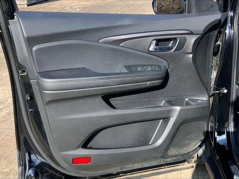 Used 2022 Honda Pilot Sport image 20