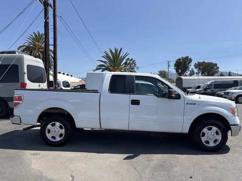 Used 2013 Ford F150 XLT w/ Mid Equipment Group RWD image 2