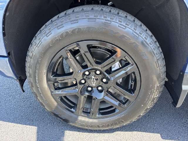 Used 2024 Chevrolet Silverado 1500 Custom RWD image 33