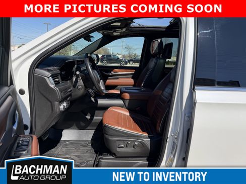 Used 2023 GMC Yukon XL Denali Ultimate image 5