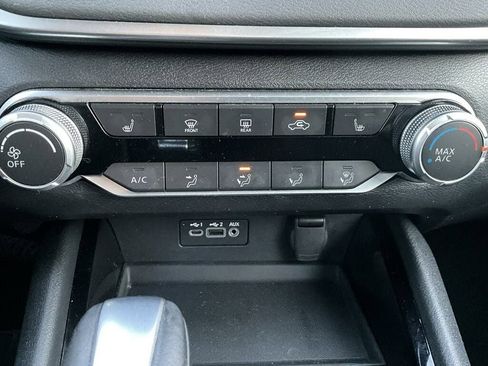 Used 2022 Nissan Altima 2.5 SV w/ SV Premium Package image 23