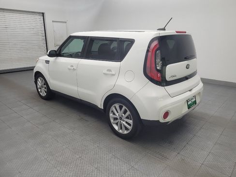 Used 2019 Kia Soul + FWD image 3