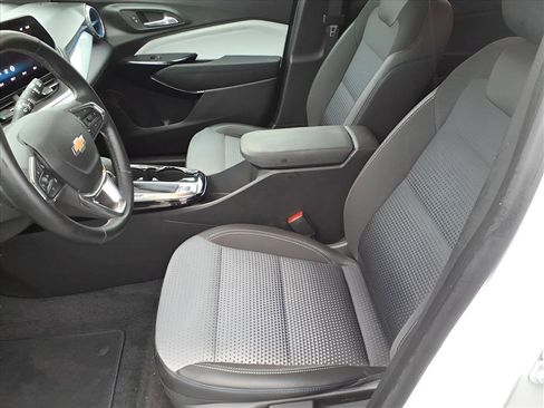 Certified 2024 Chevrolet Trax LT w/ Driver Confidence Package image 8