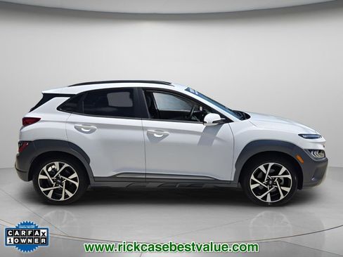 Used 2023 Hyundai Kona Limited FWD image 4