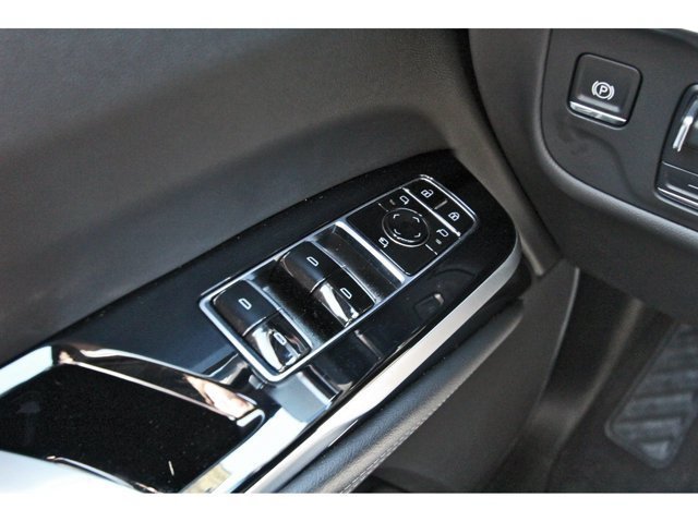Used 2025 Cadillac Escalade ESV Sport AWD/4WD image 23