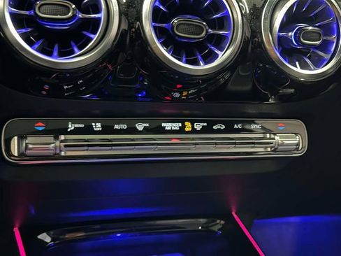 Certified 2023 Mercedes-Benz GLA 250 4MATIC image 24