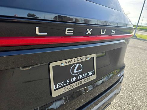 New 2026 Lexus TX 500h F SPORT Performance Premium image 17
