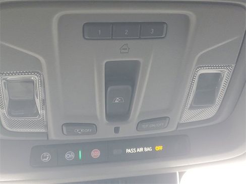 Used 2024 Chevrolet Silverado 3500 LTZ w/ LTZ Premium Package image 33