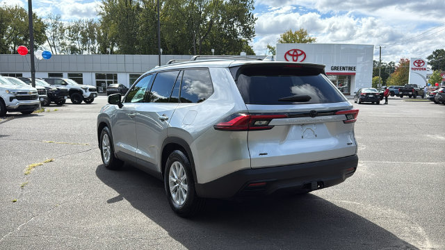 Certified 2024 Toyota Grand Highlander AWD image 4