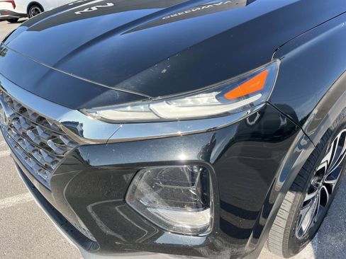 Used 2019 Hyundai Santa Fe Limited FWD image 9