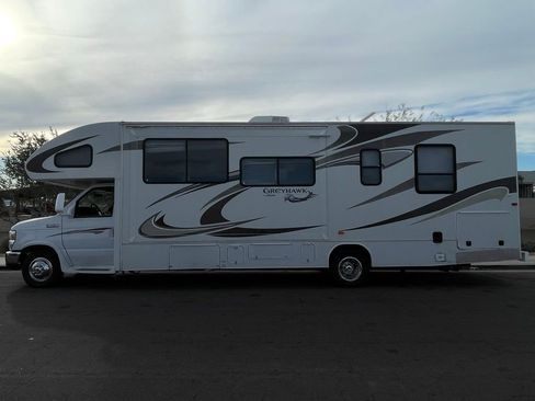 Used 2013 Ford E-450 and Econoline 450 Super Duty w/ Motorhome Prep Pkg image 2