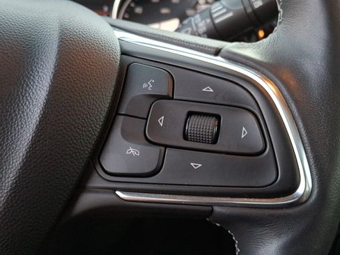 Used 2023 Buick Encore GX Essence w/ Experience Buick Package FWD image 24