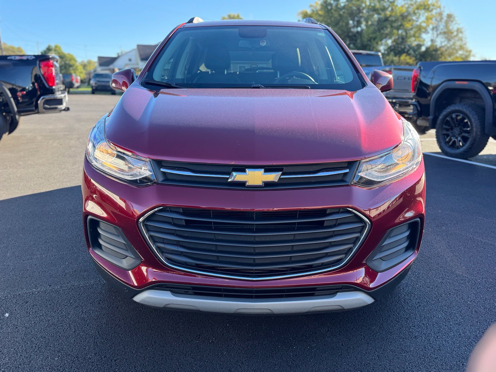 Used 2022 Chevrolet Trax LT w/ LT Convenience Package AWD/4WD image 9