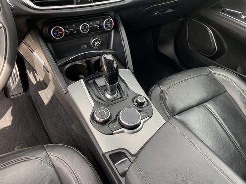 Used 2018 Alfa Romeo Stelvio Sport w/ Quick Order Package 22J Sport image 11