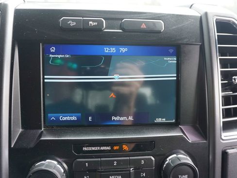 Used 2016 Ford F150 XLT w/ Equipment Group 302A Luxury image 9