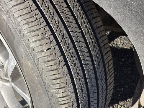 Used 2025 Chevrolet Trax LT w/ LT Convenience Package image 15