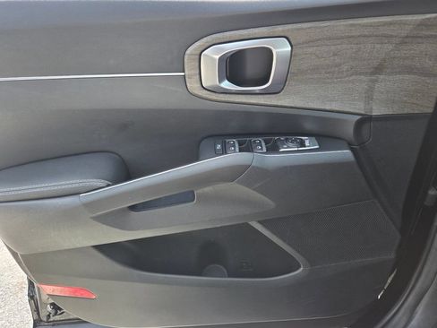 Used 2023 Kia Sorento EX w/ Panoramic Sunroof Package FWD image 30
