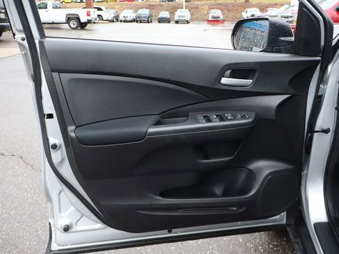 Used 2016 Honda CR-V LX image 6