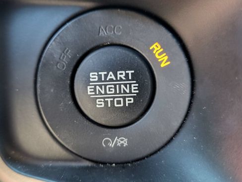 Used 2024 Jeep Wrangler Unlimited Rubicon 4xe AWD/4WD image 24