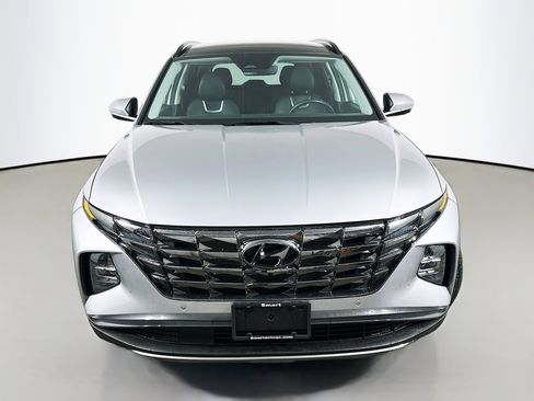 Certified 2024 Hyundai Tucson Limited AWD/4WD image 2