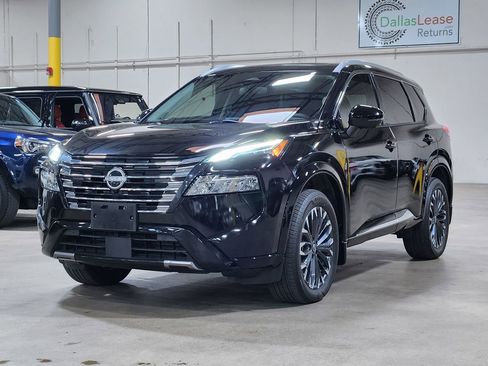 Used 2024 Nissan Rogue Platinum w/ Platinum Premium Package AWD/4WD image 4