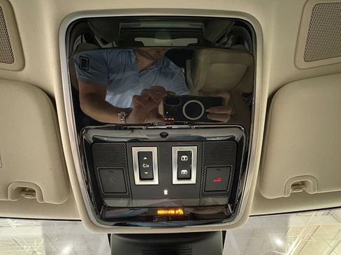 Used 2022 Land Rover Range Rover Westminster Edition AWD/4WD image 32