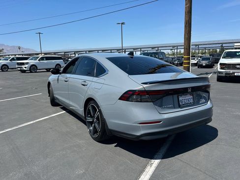 Used 2023 Honda Accord Sport image 4