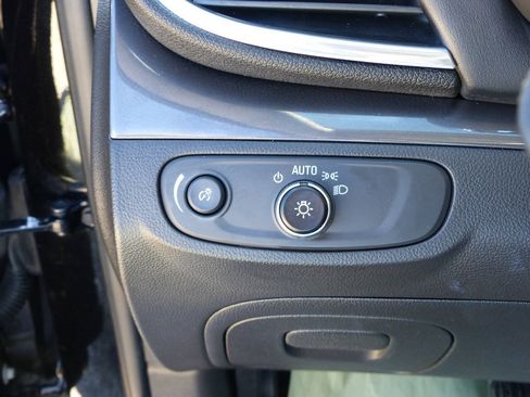 Used 2020 Buick Encore Preferred w/ Safety Package FWD image 22