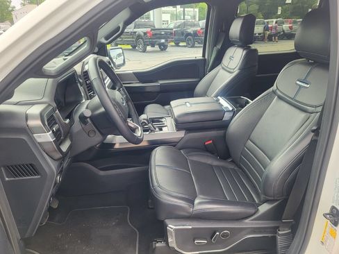 Used 2025 Ford F150 Platinum AWD/4WD image 11